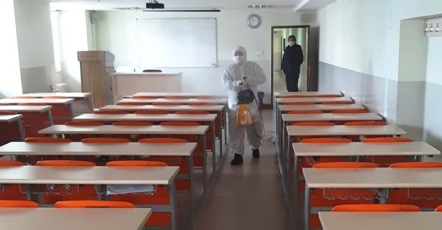 ÜNİVERSİTEMİZ KORONAVİRÜSE KARŞI DEZENFEKTE EDİLDİ