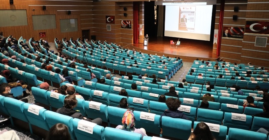 ÜNİVERSİTEMİZDE