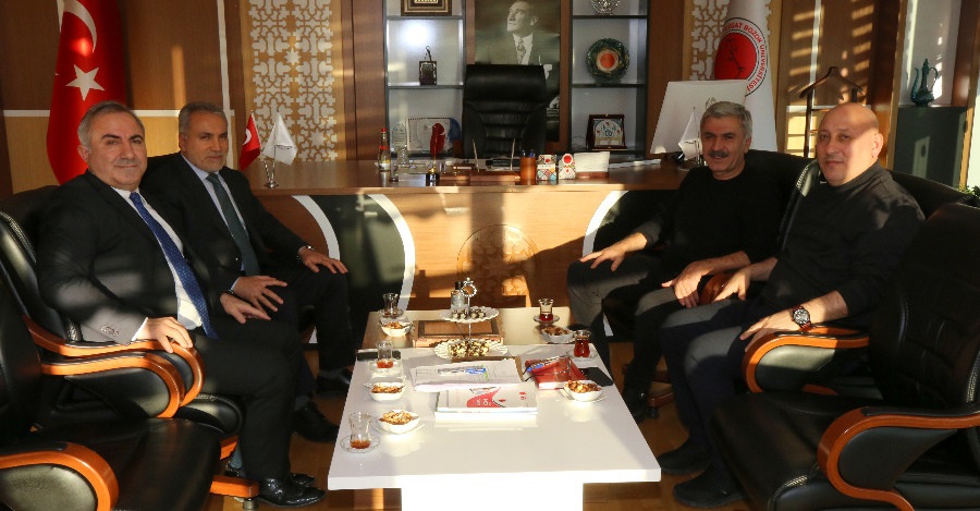 PROF. DR. ÇİÇEK’TEN REKTÖRÜMÜZE NEZAKET ZİYARETİ