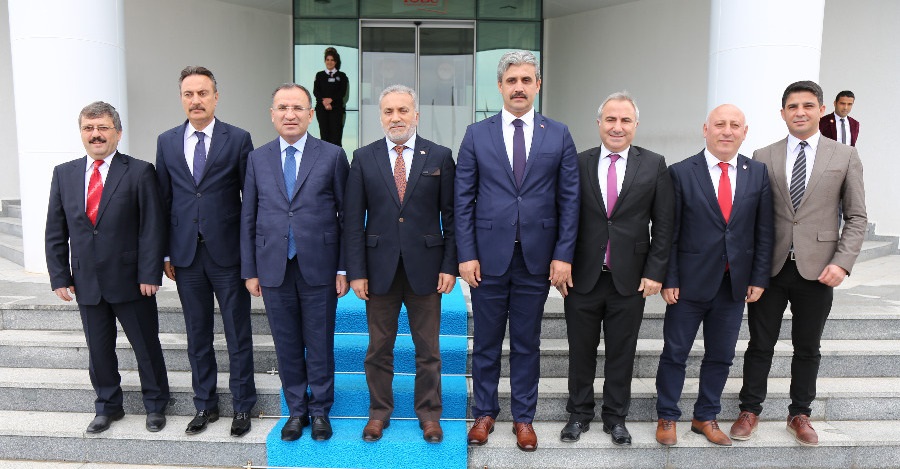 TBMM ANAYASA KOMİSYONU BAŞKANI VE YOZGAT MİLLETVEKİLİ BEKİR BOZDAĞ ÜNİVERSİTEMİZİ ZİYARET ETTİ
