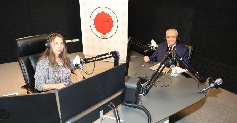 ÜNİVERSİTEMİZ RADYOSU BOZOK FM’DE 24 KASIM ÖĞRETMENLER GÜNÜ ÖZEL YAYINI GERÇEKLEŞTİRİLDİ