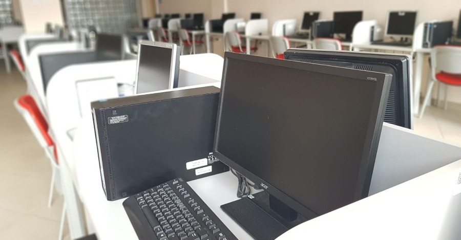 ÜNİVERSİTEMİZ, BİLGİSAYAR VE İNTERNET ERİŞİM KAPILARINI TÜM YÜKSEKÖĞRENİM ÖĞRENCİLERİNE AÇTI